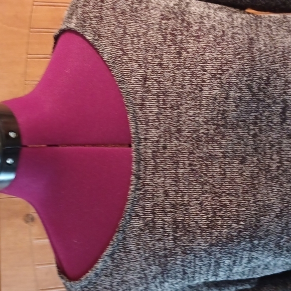 Forever 21 Scooped Neck Hilo Sweater - Picture 5 of 7